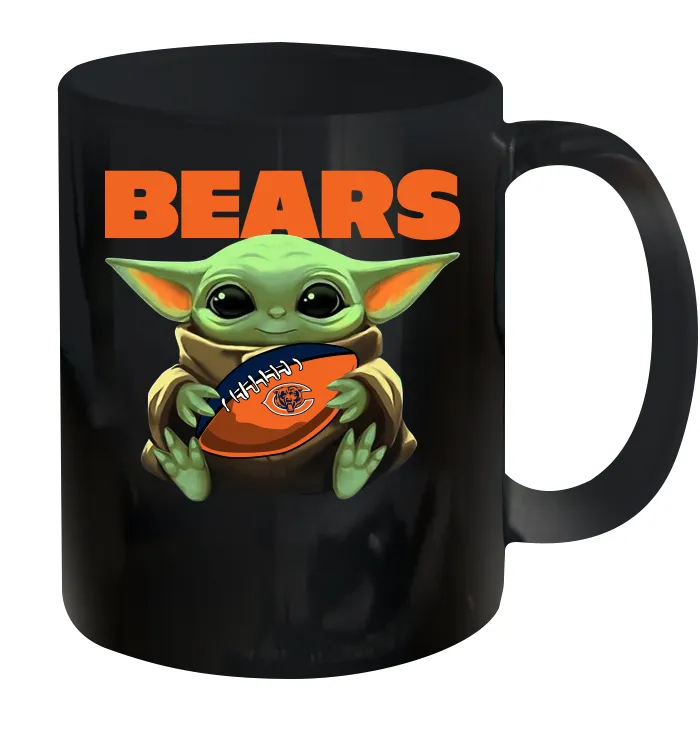 Baby Yoda Loves The Chicago Bears Star Wars Baby Yoda Hugs Bears NFL Ceramic Mug 11oz