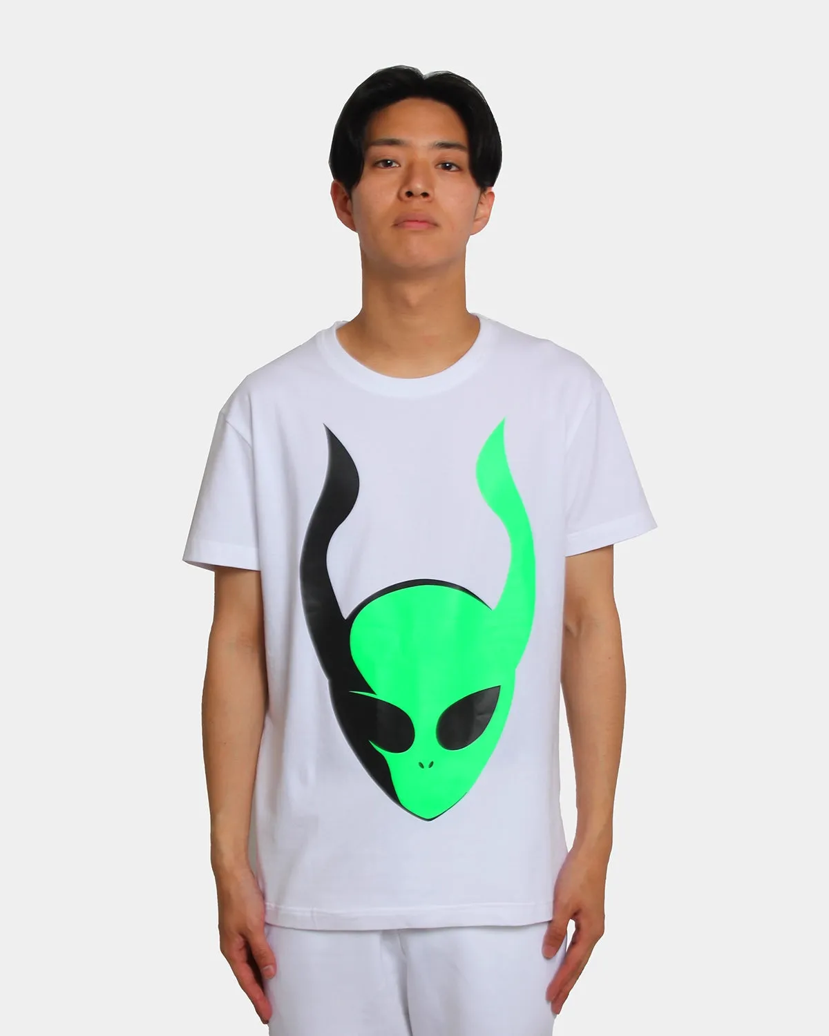 INVASION T-SHIRT WHITE MENS