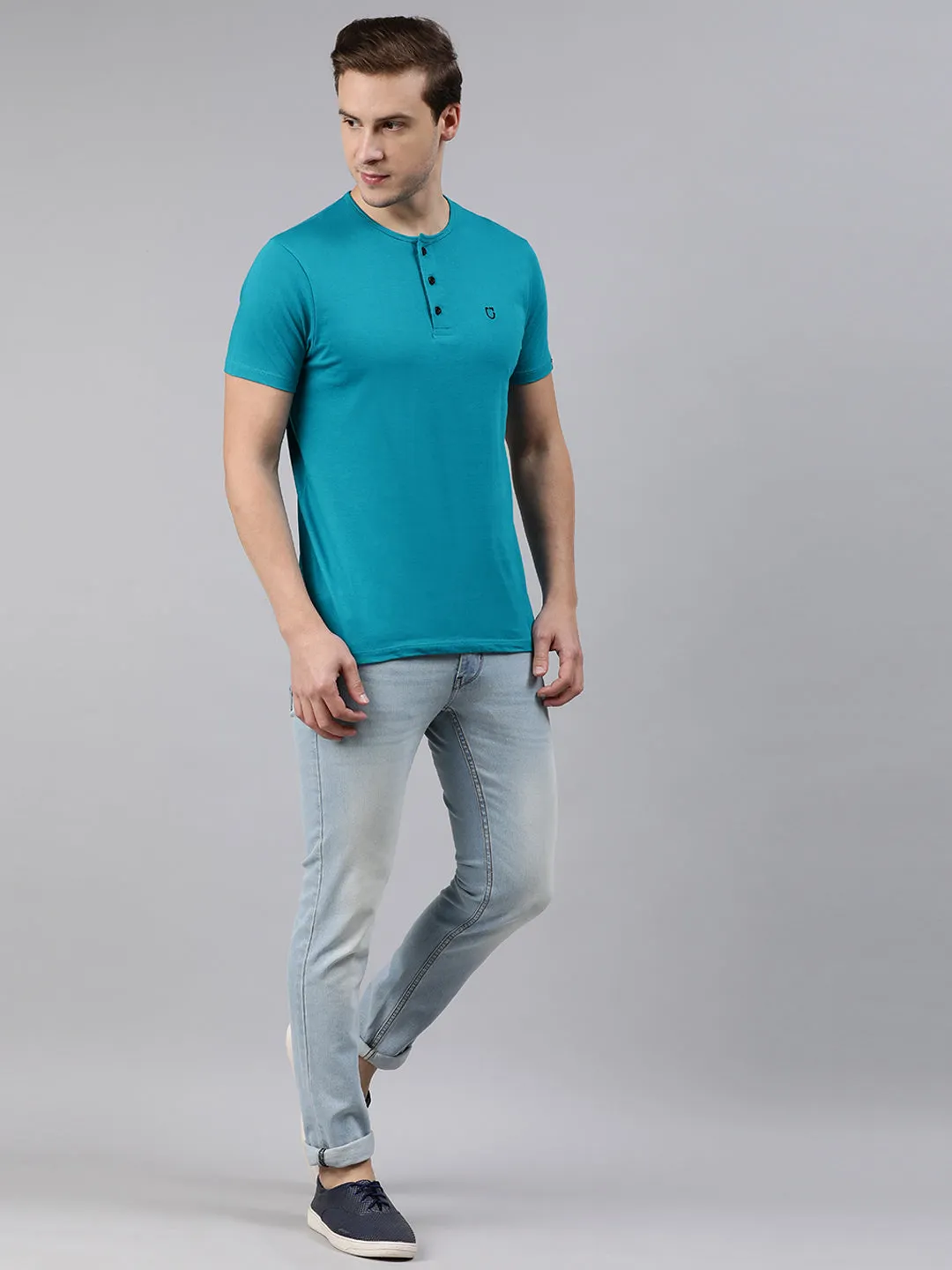 Men's Aqua Blue Solid Henley Neck Slim Fit Half Sleeve Cotton T-Shirt