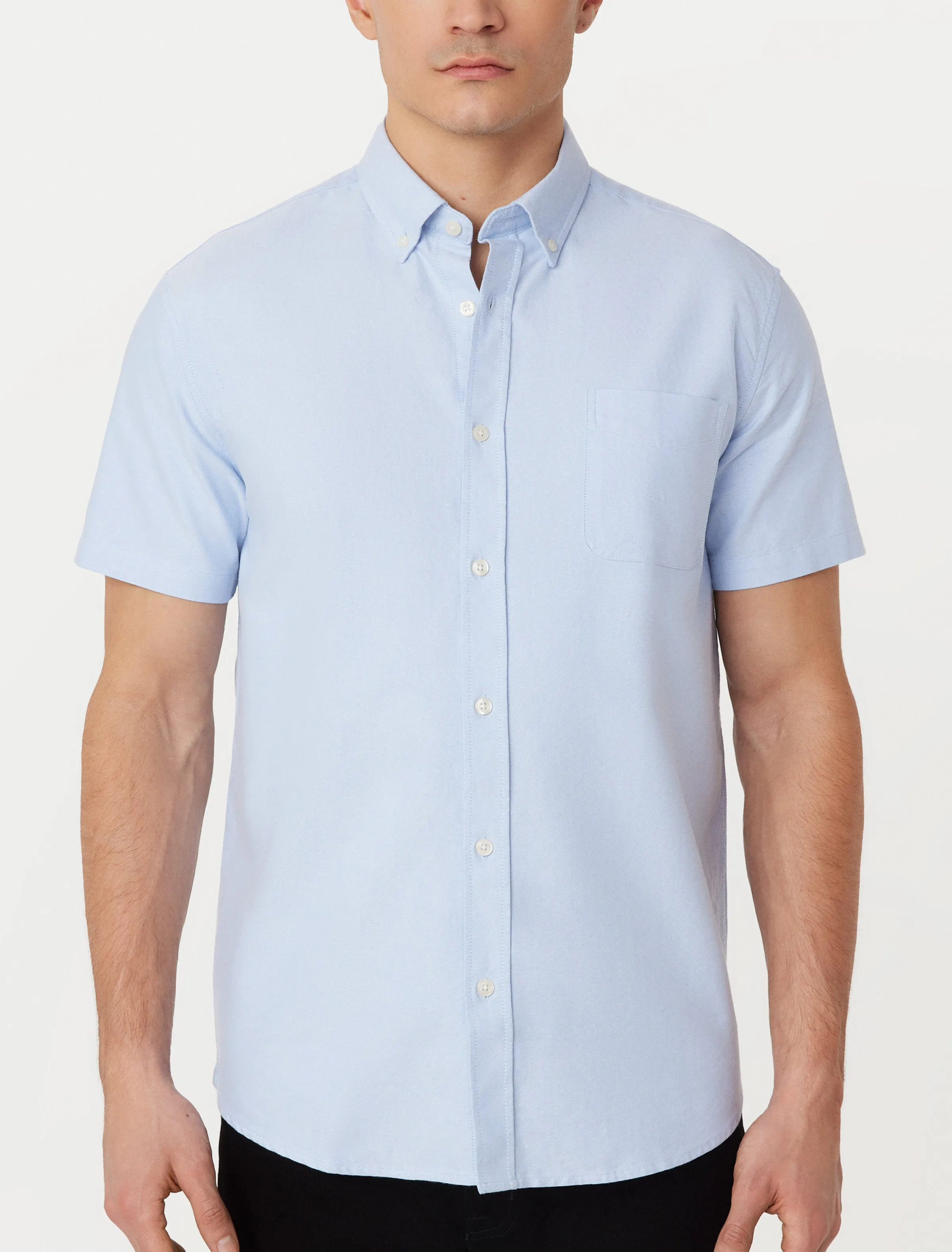 The Jasper Short Sleeve Oxford Shirt in Medium Blue