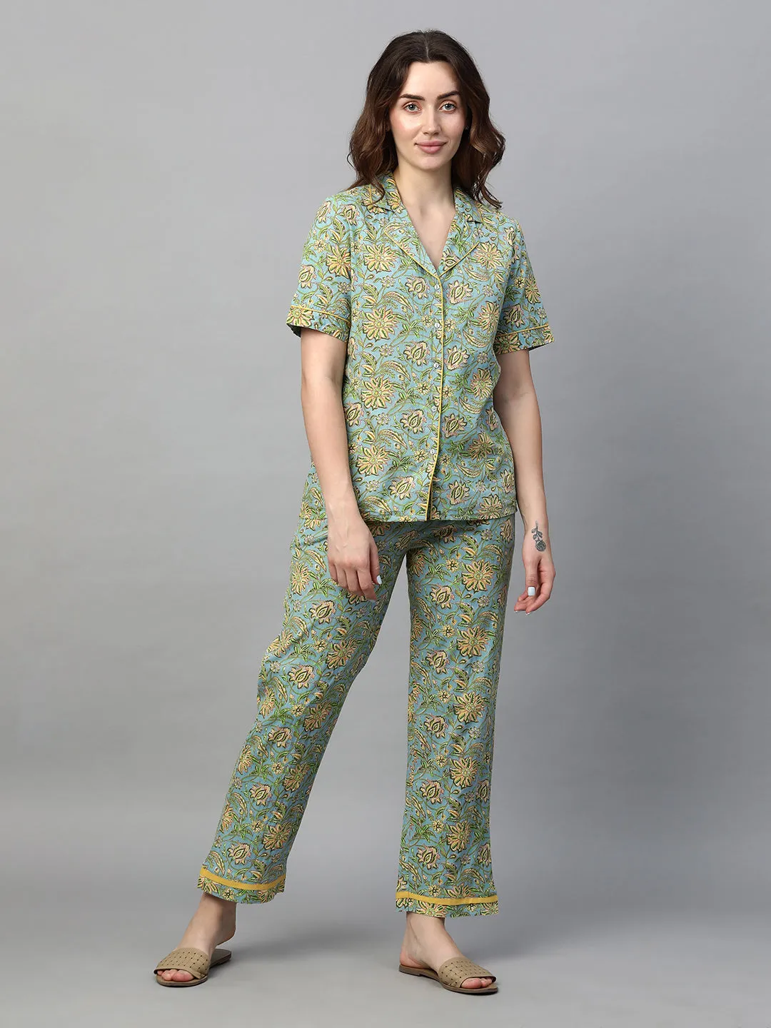 Women's Multi Cotton Regular Fit Pyjama Suit